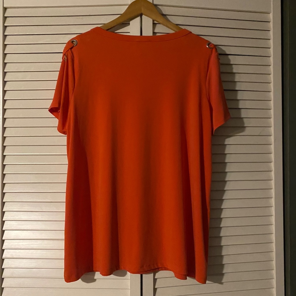 Red-Orange Blouse - Picture 2 of 2